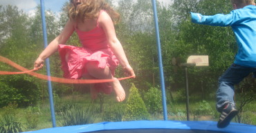 Psychoterapię dorosłych, młodzieży i dzieci, coaching, warsztaty rozwojowe, szkolenia dla firm, konsultacja psychologiczna, terapia grupowa, action learning, wykłady i spotkania otwarte